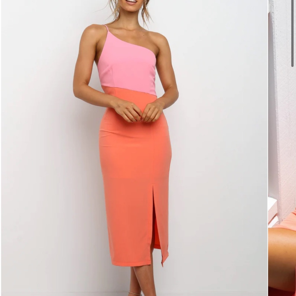 pup and pup two tone one shoulder dress size 6